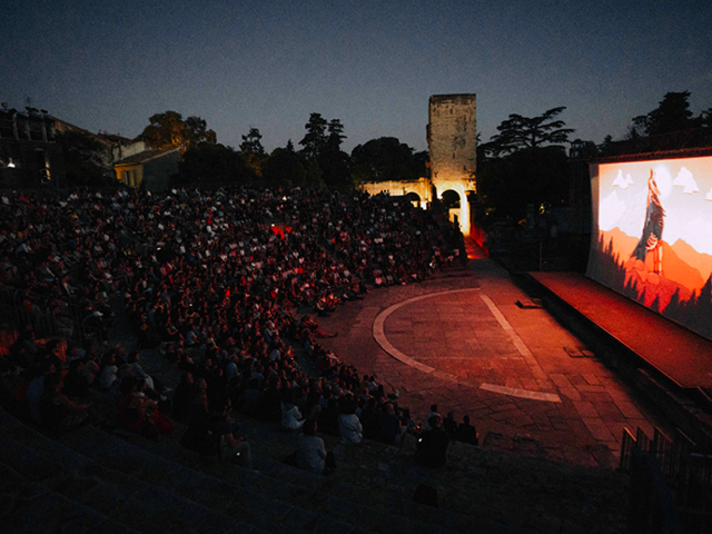 MoPA Animation news: Projection des films de fin d'année dans le théâtre antique d'Arles
